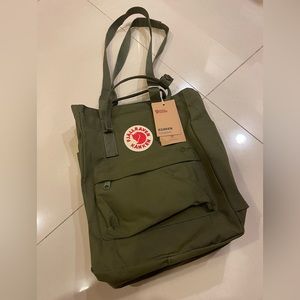 Fjallraven Kanken Daily Backpack army green